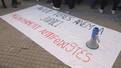 Absoltes les activistes acusades de causar desperfectes a la seu de VOX a Tarragona