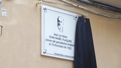 Una placa distingeix la casa natal de Mañé i Flaquer a Torredembarra