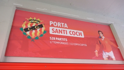 La porta vuit del Nou Estadi ja porta el nom de Santi Coch