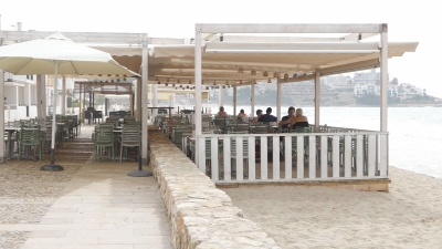 Les tarimes dels restaurants de Botigues de Mar podrien ser fixes en un futur