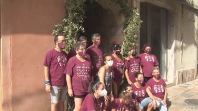 La Moixiganga de Tarragona guarneix el carreró de Sant Magí amb ramillets d&#039;espígol