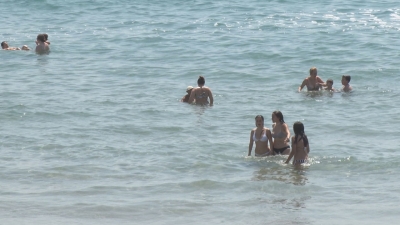 &quot;L&#039;aigua de la platja del Miracle està registrant la mateixa temperatura que al Mar Roig&quot;