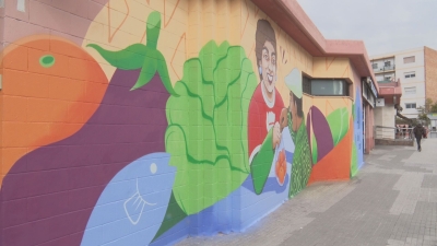 El Mercat de Torreforta estrena un nou mural