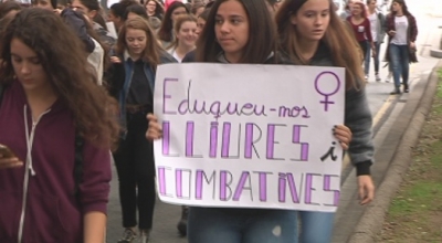 Els estudiants surten al carrer contra el masclisme i el patriarcat