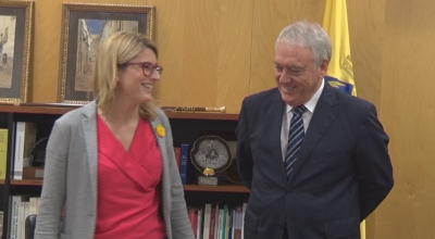 La consellera de presidència, Elsa Artadi, visita Vila-seca per conèixer el projecte del celler