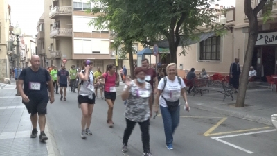 250 persones participen en la Caminada de la Relíquia entre Tarragona i Constantí