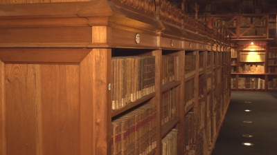 La biblioteca del Seminari Pontifici mostra els seus tresors