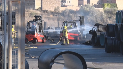 L&#039;incendi a una empresa de Rodonyà obliga el veïnat a confinar-se