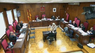 Comença el judici contra tres policies de Vila-seca per tortures