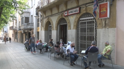 Constantí regula les terrasses dels bars del municipi