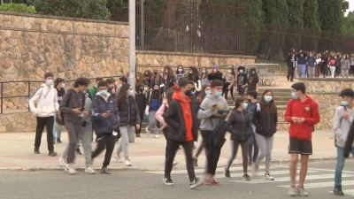 Els escolars de Tarragona caminen en favor de Mans Unides