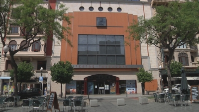 Substituiran urgentment el fals sostre del vestíbul del Teatre Tarragona