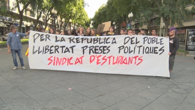 Escassa participació en la manifestació per la vaga d&#039;estudiants a Tarragona