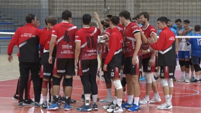El Voleibol Sant Pere i Sant Pau remunta quan pitjor ho tenia
